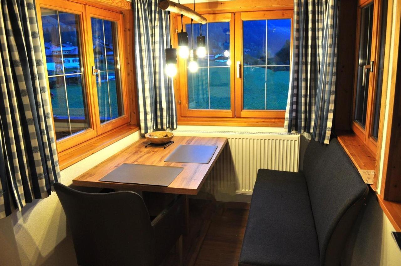 Haus Alpengluehn Apartment Hinterstein
